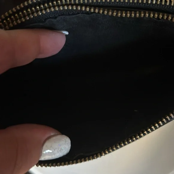 Coach Corner zip Wristlet - Picture 6 of 7